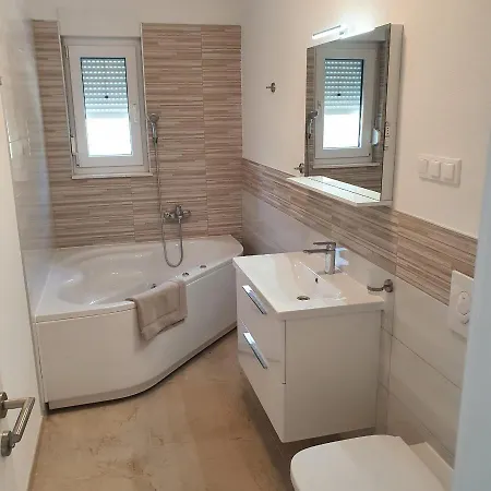 Apartamento Adria