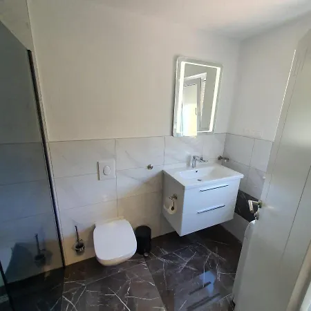 Adria Apartamento Trogir